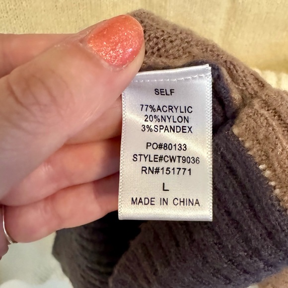 Gilli Geometric Pattern High Neck Sweater Large - Picture 4 of 4